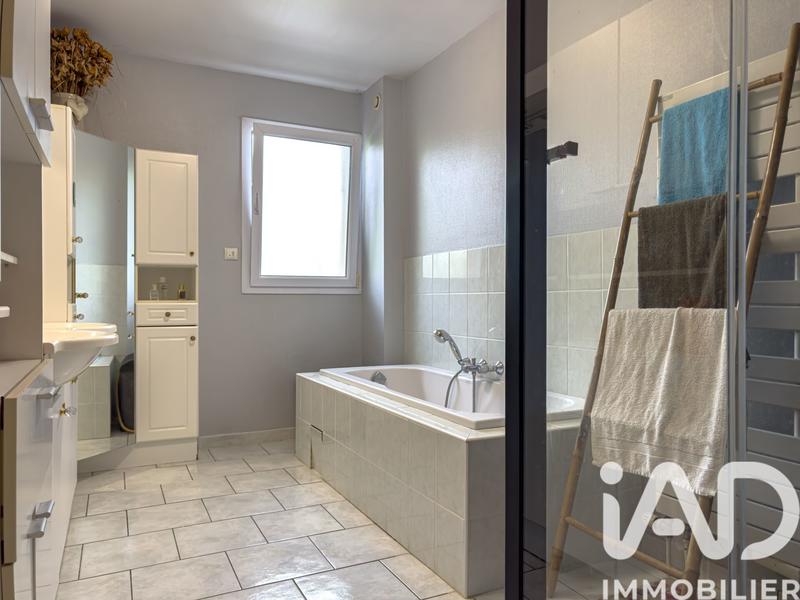 Maison - 160 m² - 7 pièces