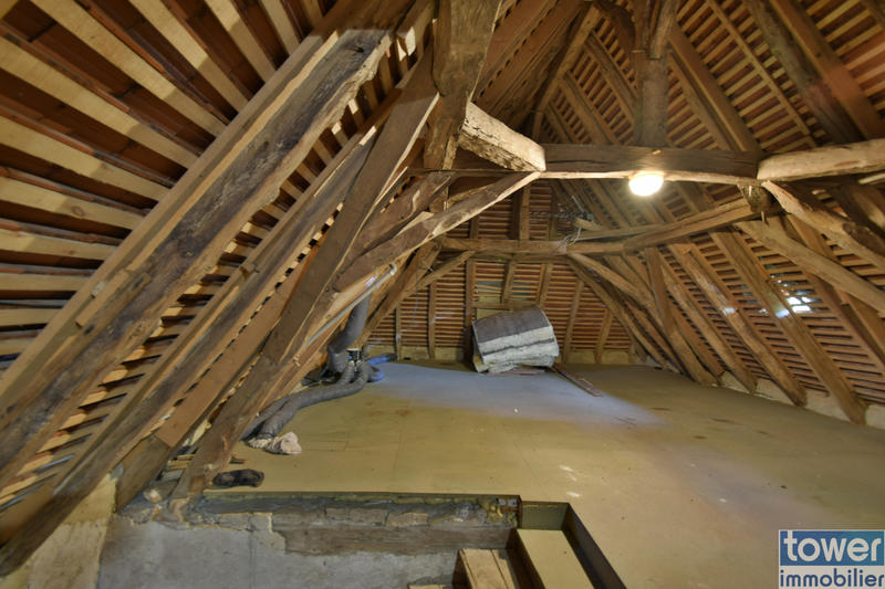 Propriété - 289 m² - 11 pièces