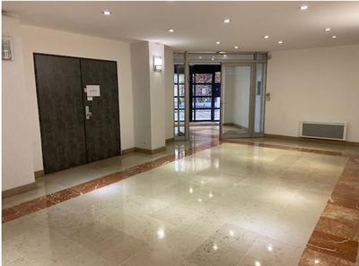 Bureau - 146 m²
