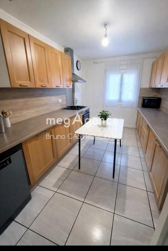 Maison jumelée - 89 m² - 5 pièces