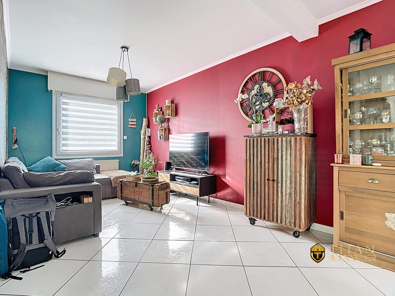 Maison - 87 m² - 5 pièces