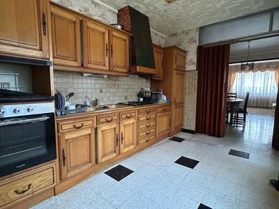 Maison - 90 m² - 3 pièces