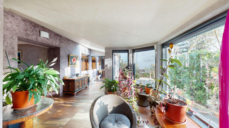 Maison - 565 m² - 15 pièces