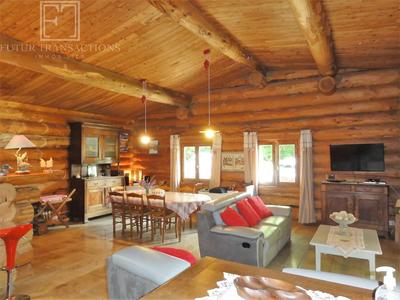 Maison - 138 m² - 5 pièces