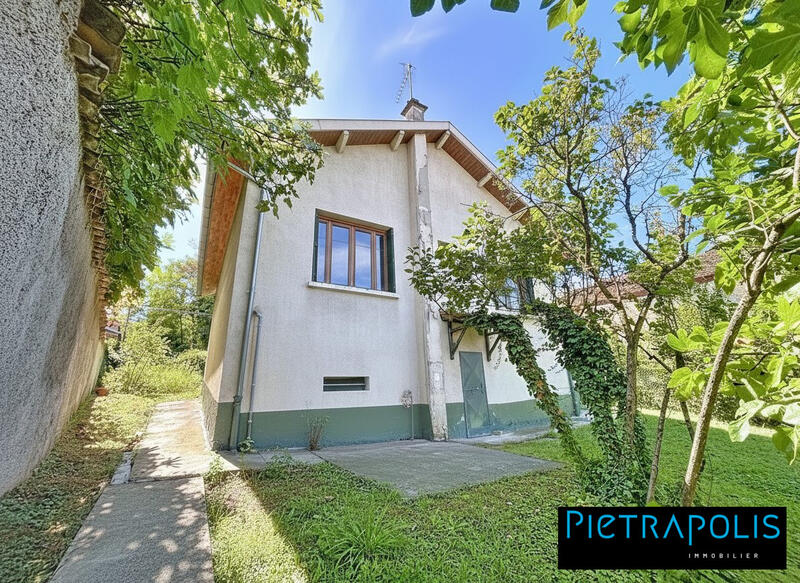 Maison ancienne - 128 m² - 3 pièces