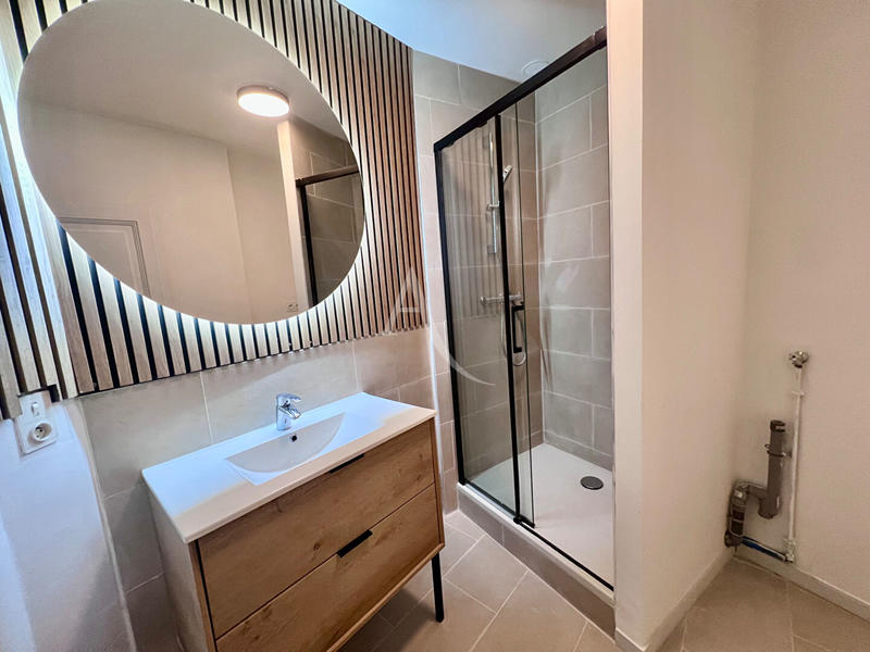 Appartement - 75 m² - 4 pièces