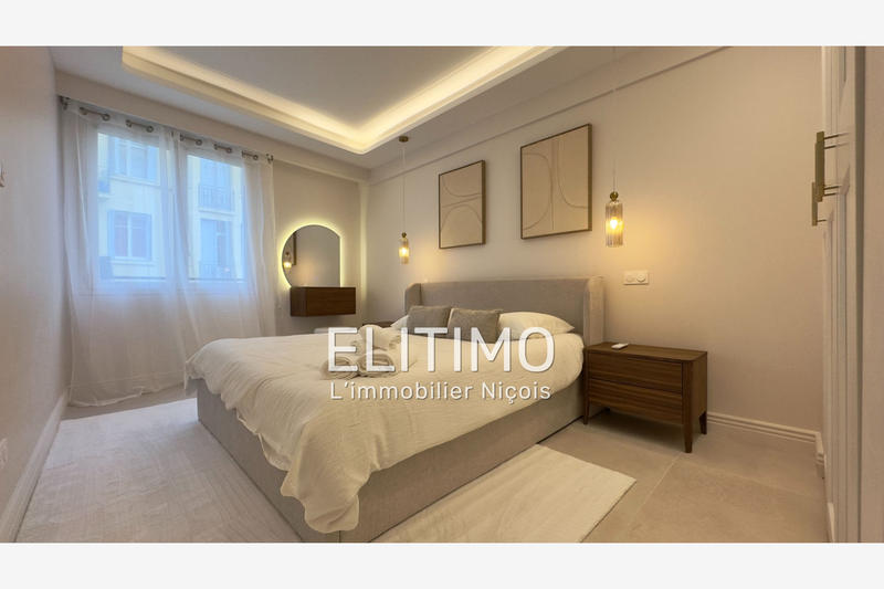 Appartement - 80 m² - 3 pièces