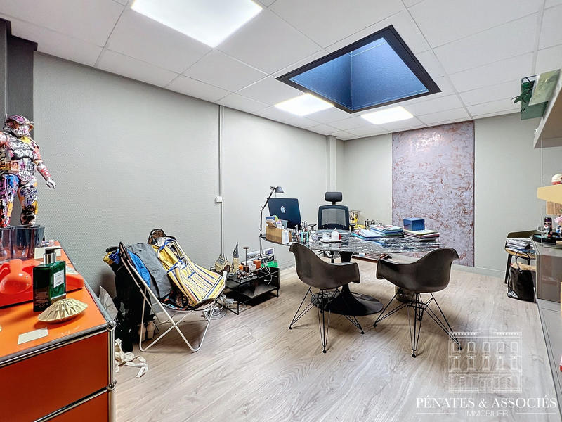 Local commercial - 234 m²