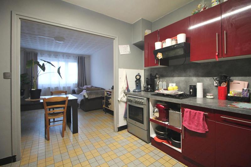 Maison - 75 m² - 5 pièces