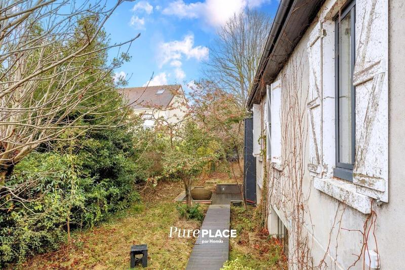 Maison - 350 m² - 10 pièces