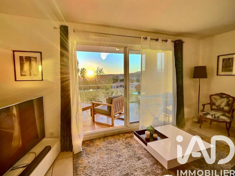 Appartement - 76 m² - 3 pièces