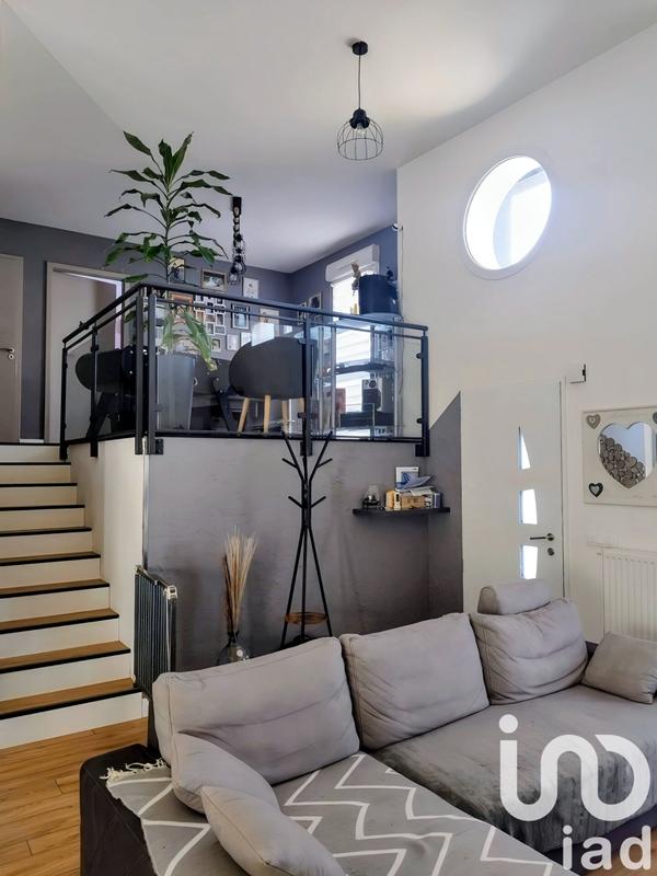 Maison - 122 m² - 6 pièces