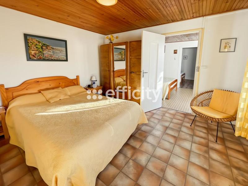 Maison - 157 m² - 8 pièces