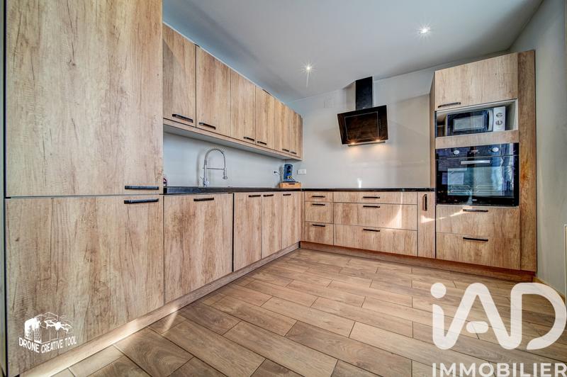 Maison de village - 100 m² - 4 pièces