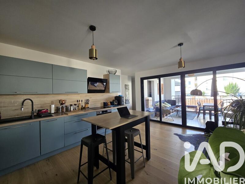 Appartement - 72 m² - 4 pièces