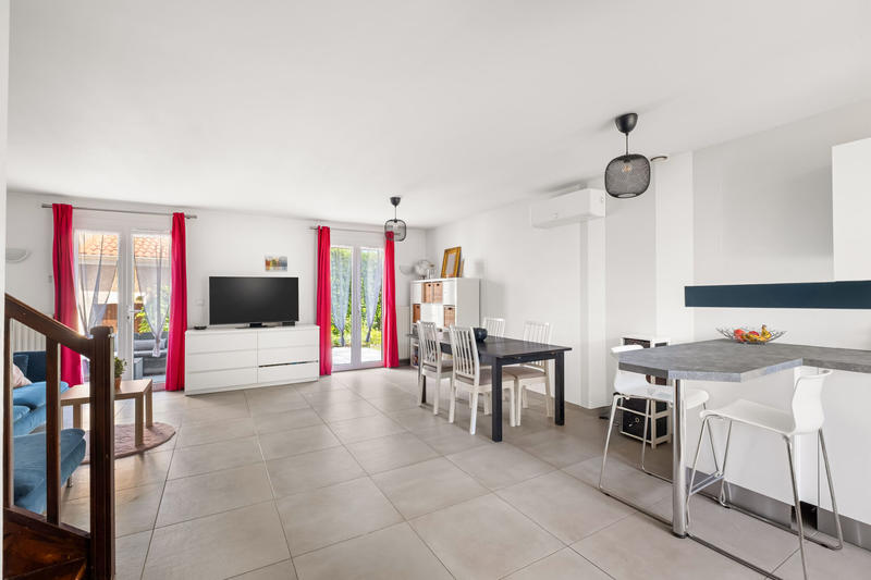 Maison - 83 m² - 4 pièces