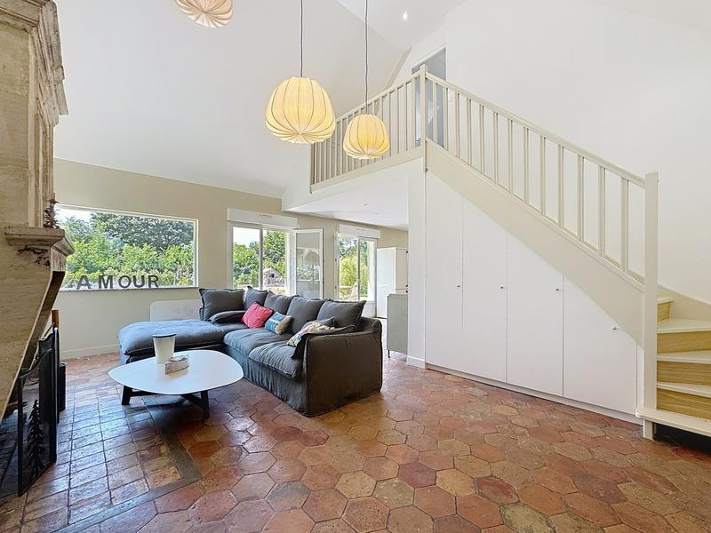 Maison - 200 m² - 6 pièces