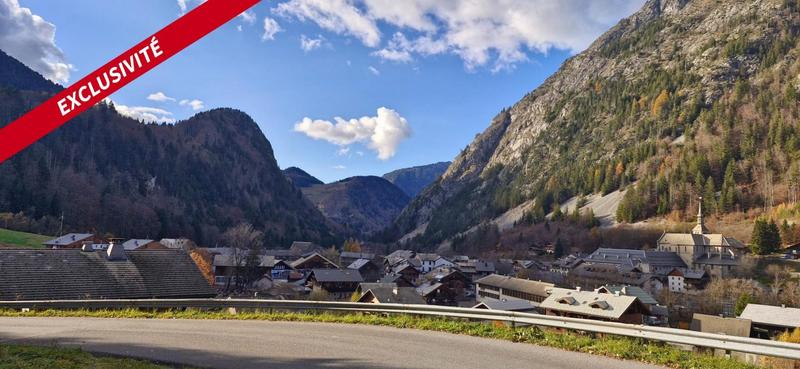 Terrain constructible - 1 570 m²