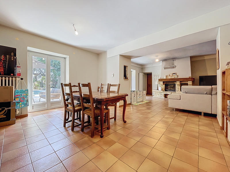 Ferme - 300 m² - 10 pièces