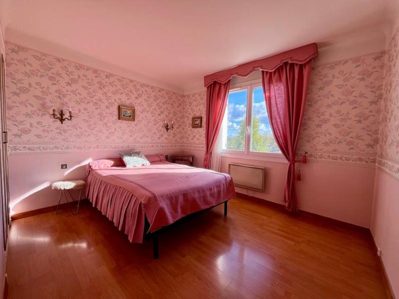 Maison - 191 m² - 4 pièces