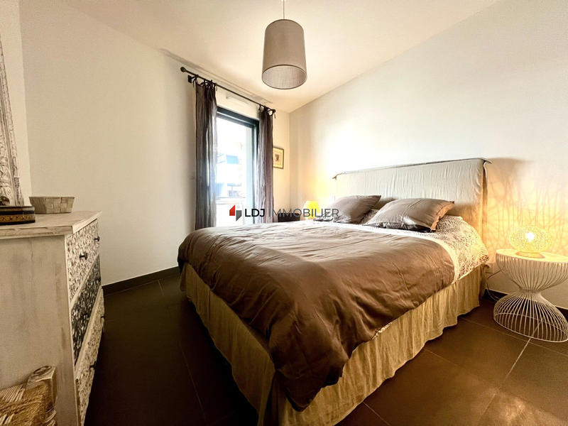 Appartement - 96 m² - 4 pièces