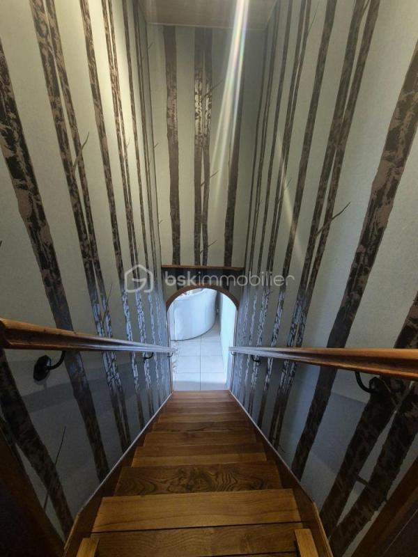 Demeure - 125 m² - 6 pièces