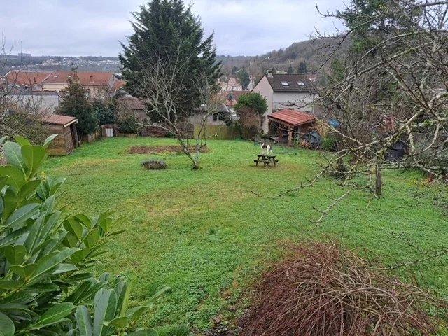 Maison de ville - 220 m² - 8 pièces