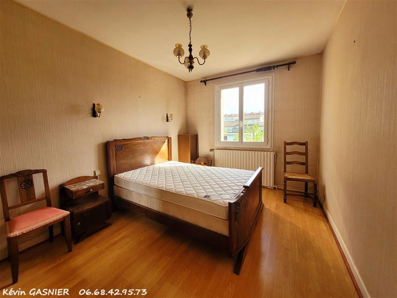 Maison - 99 m² - 4 pièces