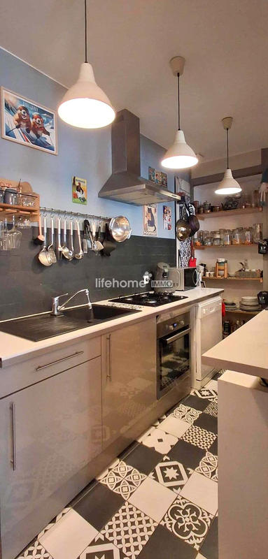 Maison - 84 m² - 3 pièces