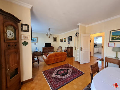 Appartement - 120 m² - 5 pièces