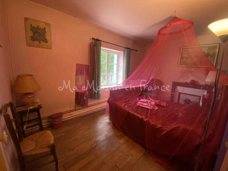 Maison - 500 m² - 15 pièces