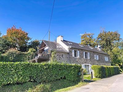 Maison - 160 m² - 7 pièces