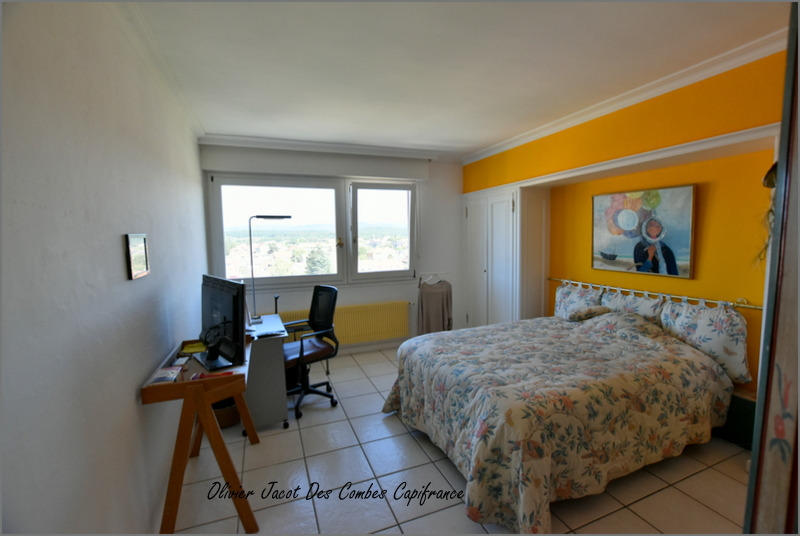 Appartement - 191 m² - 6 pièces