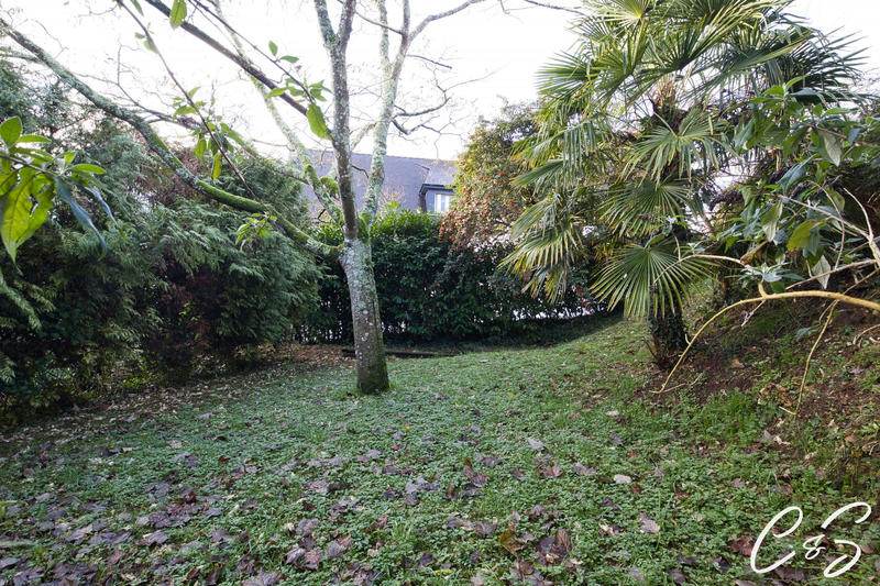 Maison - 181 m² - 6 pièces