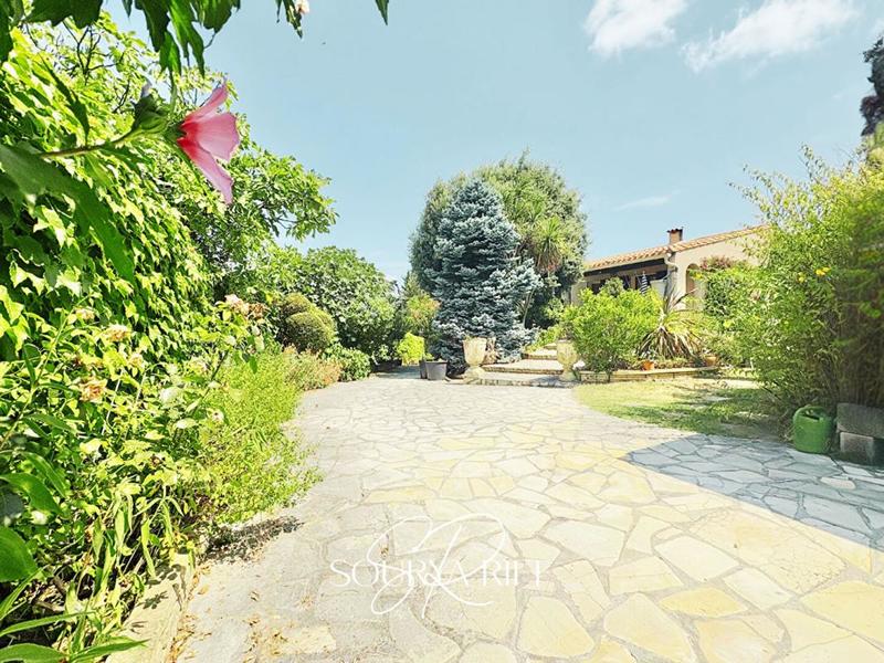 Maison - 170 m² - 6 pièces