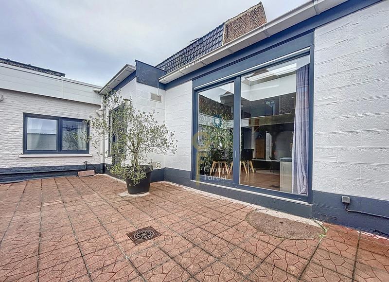 Maison - 177 m² - 6 pièces