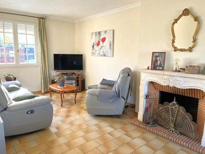 Maison - 92 m² - 4 pièces