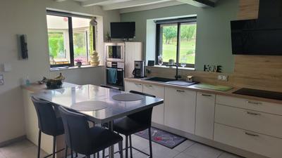 Maison - 147 m² - 6 pièces