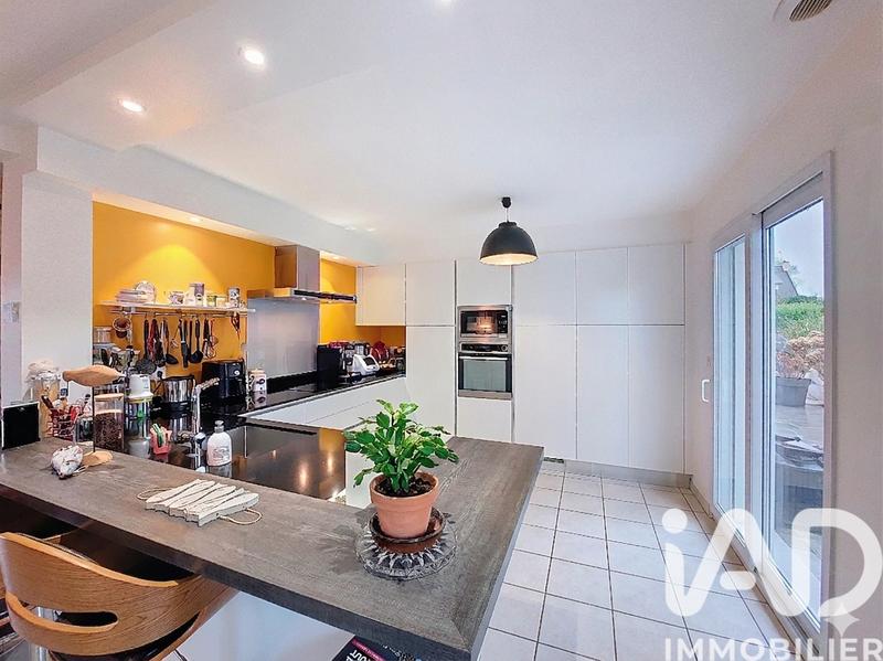 Maison - 175 m² - 10 pièces