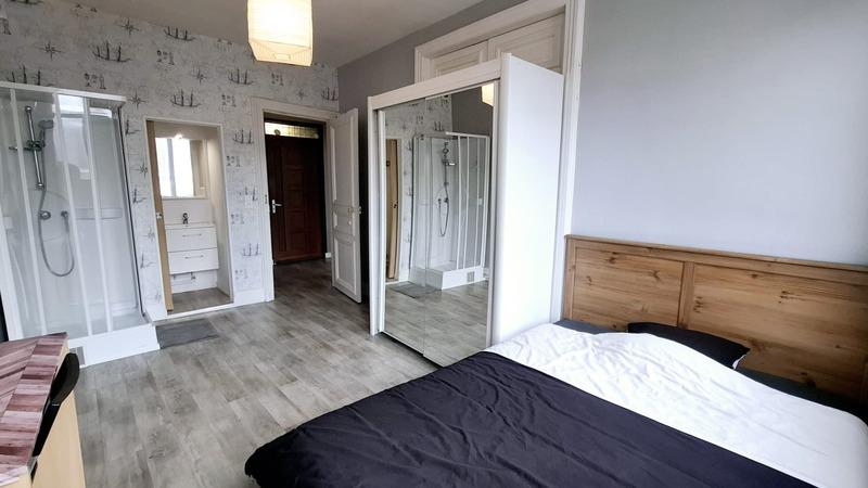 Appartement - 84 m² - 5 pièces