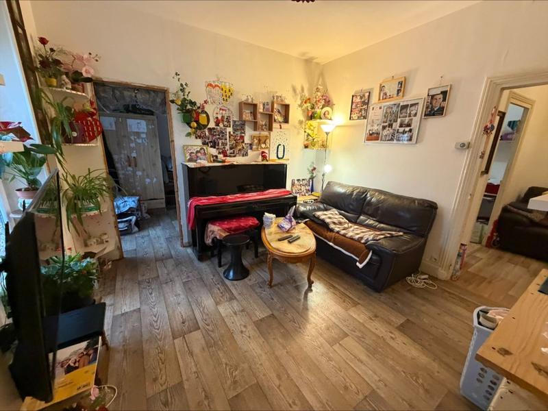 Immeuble - 186 m² - 7 pièces