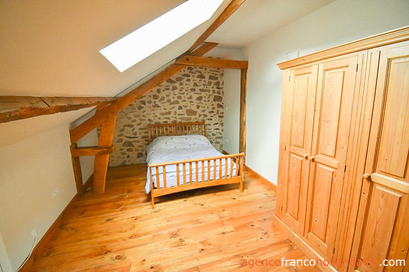 Maison - 223 m² - 6 pièces