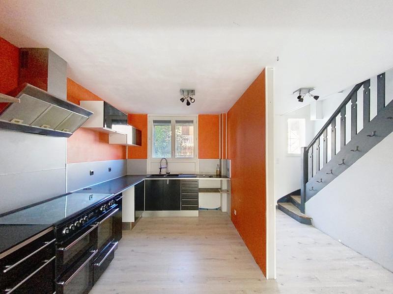 Maison - 100 m² - 6 pièces