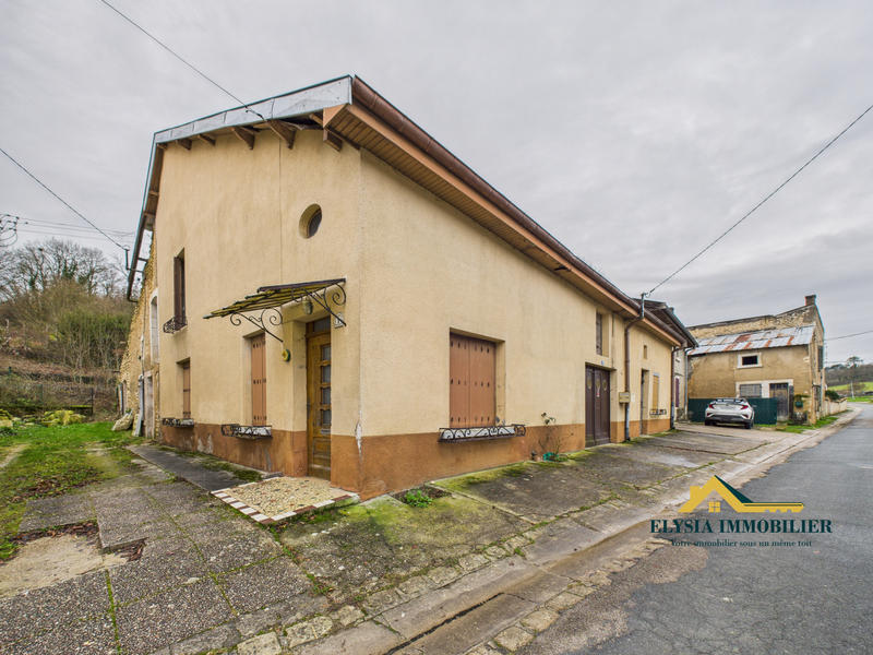 Maison - 232 m² - 2 pièces