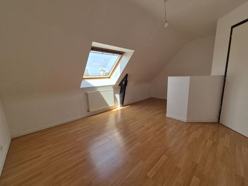 Maison - 180 m² - 7 pièces