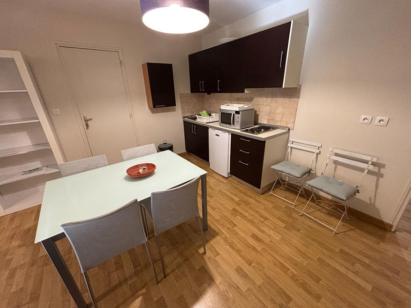 Appartement - 60 m² - 2 pièces