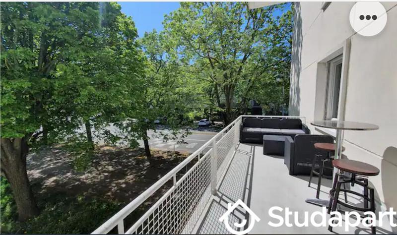 Chambre - 10 m² - 1 pièce