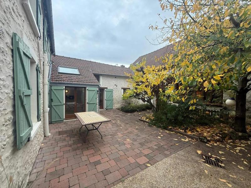 Ferme - 240 m² - 9 pièces