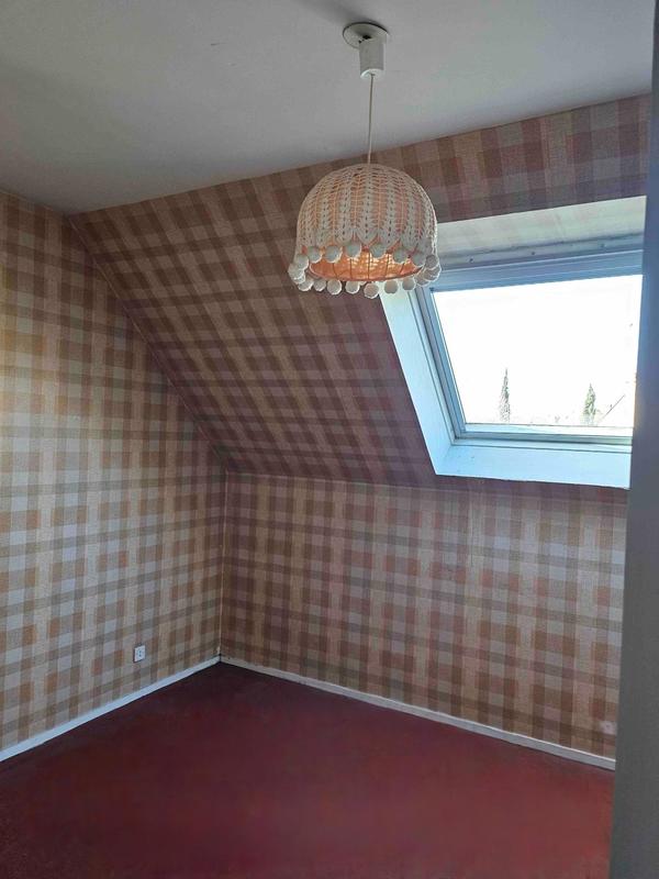 Maison - 94 m² - 5 pièces