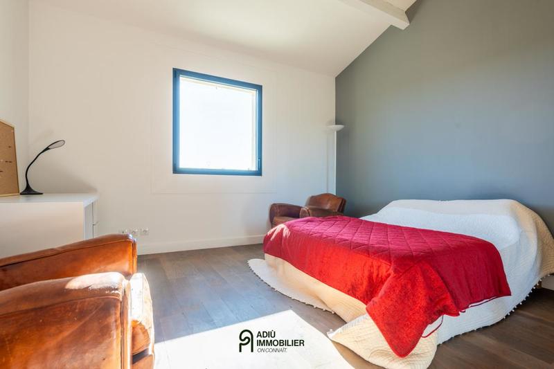 Villa - 280 m² - 7 pièces